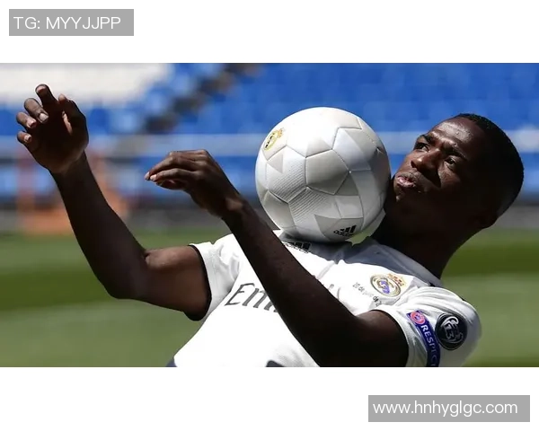 维尼修斯：从天才少年到足球巨星的成长之路与传奇故事