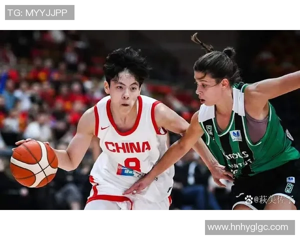 胡金秋：从青涩新星到篮球场上的闪耀巨星之路